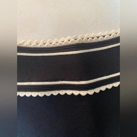 SANDRO Anna Scalloped Black & White A-Line Skirt.  SZ 3 - Picture 5 of 8